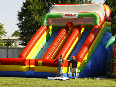 Renting amusement rides: 5 tips for a safe event
